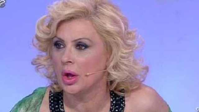 Pechino Express 2016, Tina Cipollari ritorna in Italia.