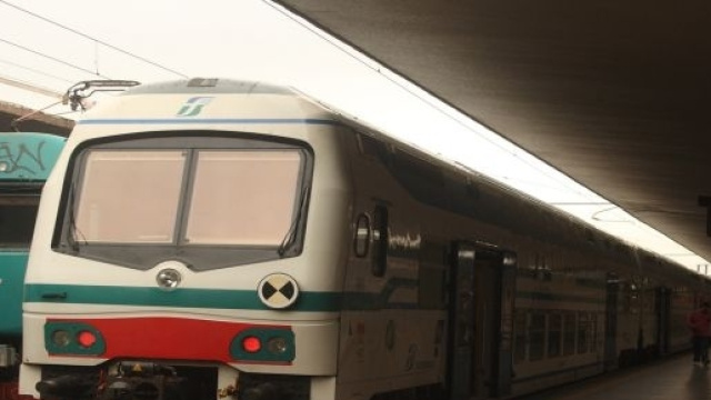 Raffica di scioperi a settembre 2016: treni, aerei e autobus