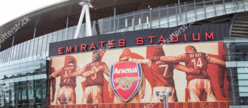 http://image.shutterstock.com/z/stock-photo-arsenal-football-club-london-uk-arsenal-football-club-jul-visit-to-arsenal-football-club-306890003.jpg