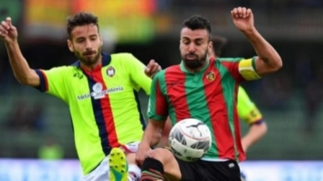 Gian Marco Ferrari, difensore del Crotone.