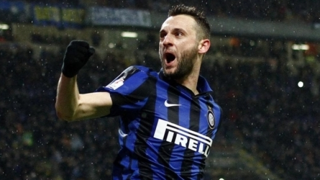 Inter, super offerta del Liverpool per Brozovic: le cifre