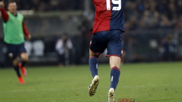 L'esultanza di bomber Pavoletti &laquo; Genoa Cfc &ndash; Official Website - genoacfc.it
