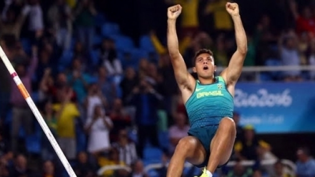 Thiago Braz da Silva, campione e nuovo recordman olimpico con la misura di 6.03 metri