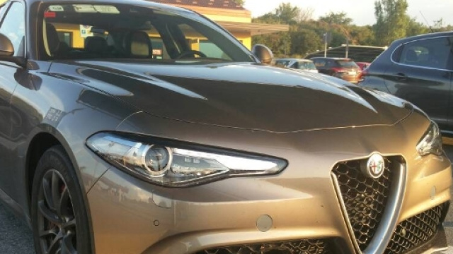 Alfa Romeo Giulia Veloce le immagini