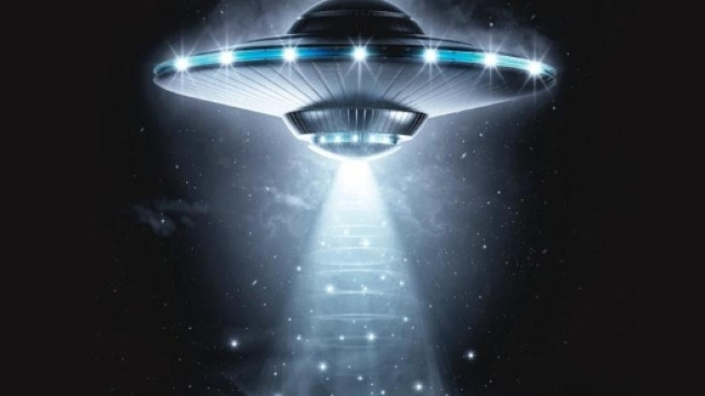 Hillary Clinton's UFO buffs and other obscure voting blocs - The ... - bostonglobe.com