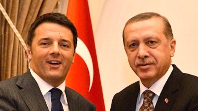 Gestione della Rai, il direttore de Il Giornale, Alessandro Sallusti, paragona Renzi a Erdogan