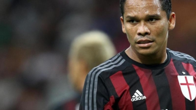 Milan, super offerta del Napoli per Bacca: le cifre