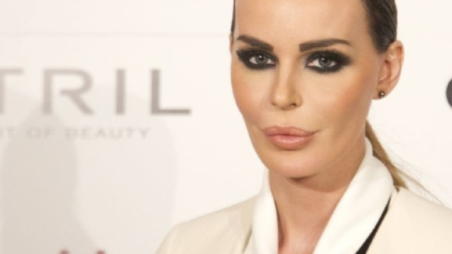 Nina Moric gossip: operata d'urgenza