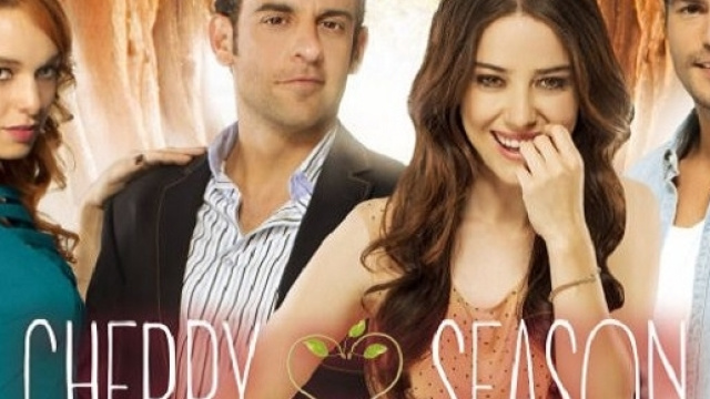 I protagonisti della soap Cherry Season