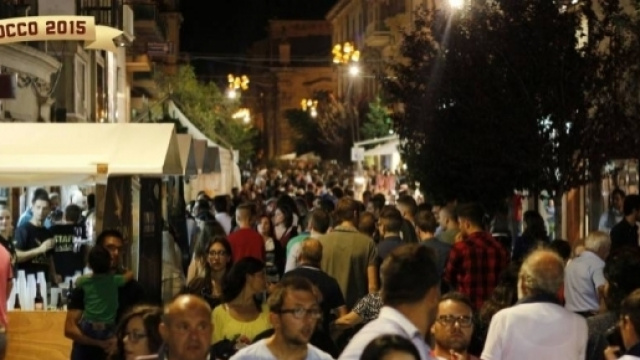 Uomo tenta di rapire bimba di 5 anni