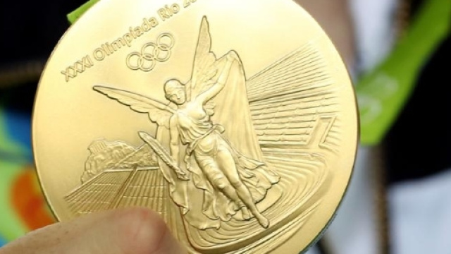 La medaglia d'oro di Rio 2016. L'Italia ne ha vinte 8