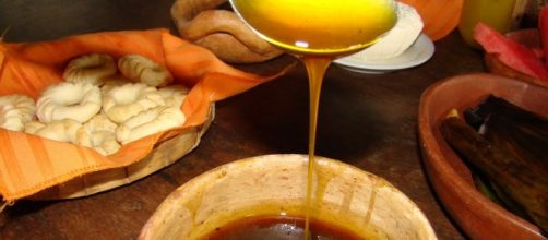 Para garantir as propriedades nutricionais, consumo di&aacute;rio de melado &eacute; de uma colher de sopa