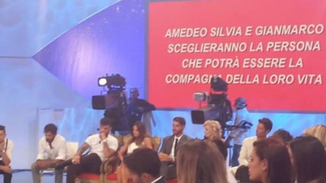 Anticipazioni 'Uomini e Donne': presentazione nuovi tronisti ...