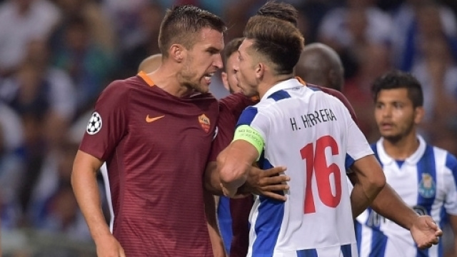 Strootman contro Herrera, duello a centrocampo