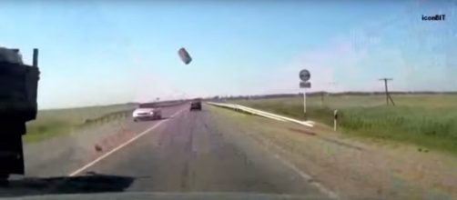 Terror&iacute;fico momento en que un ladrillo 'fantasma' rompe el ... - scoopnest.com