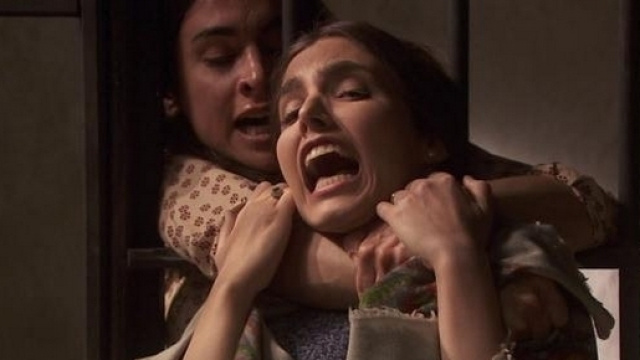 Anticipazioni 'Il Segreto' 26 agosto 2016: Ines strangola Amalia