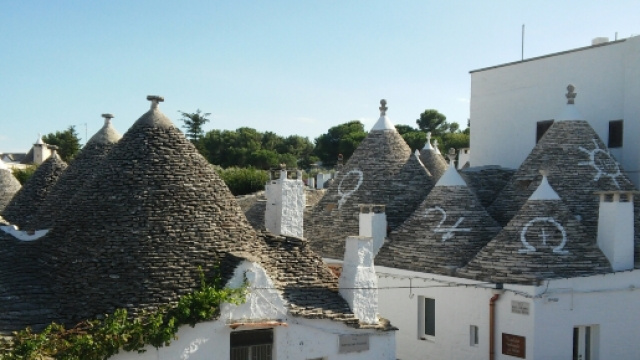 I trulli di Alberobello a schiera