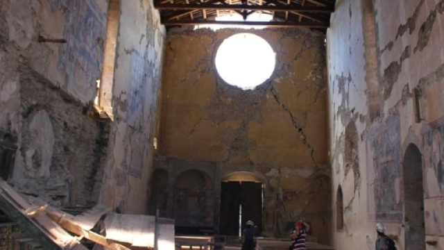 La Basilica di San Francesco, Amatrice, e danni subiti dal terremoto. Fonte: Ansa.