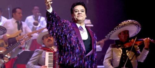 Juan Gabriel ha sido versionado por bandas como Los Planetas, Jaguares, Man&aacute; y Maldita Vecindad.