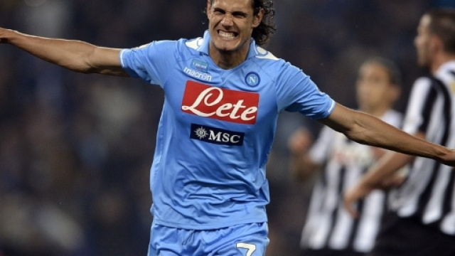 La trattativa di calciomercato per portare Cavani al Napoli sta per decollare.