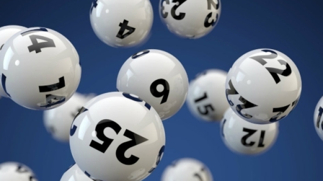 Estrazioni Lotto e SuperEnalotto 30 agosto 2016.