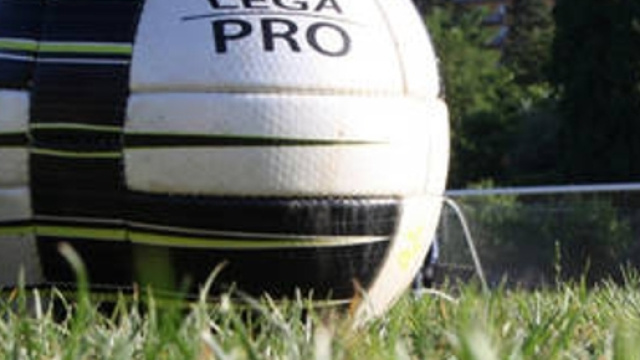 Il pallone del campionato di Lega Pro