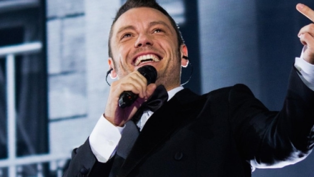 Lo Stadio Tour 2015: le emozioni di Tiziano Ferro - Panorama - panorama.it