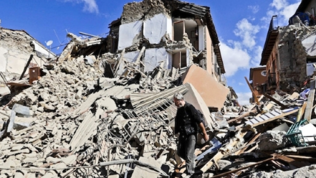Ci&ograve; che rimane di Amatrice dopo il terremoto
