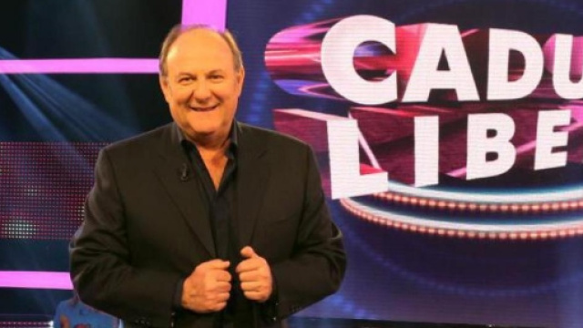 Gerry Scotti torna con "Caduta libera" sabato 10 settembre alle 21.15 su Canale 5