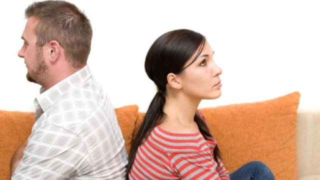 Niente alimenti dall'ex se si convive con un altro | La ... - corriere.it