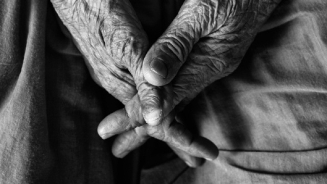 Ricerca infermieri per casa di cura anziani