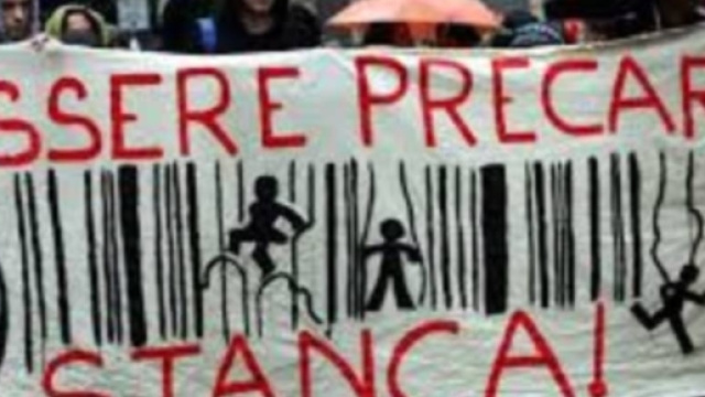 Scuola, tensioni tra docenti precari e neoassunti trasferiti.