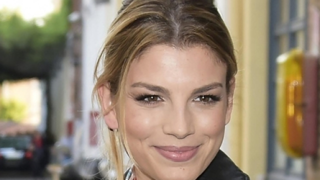 Emma Marrone: &laquo;Quelli che stanno con me poi si sposano ... - vanityfair.it