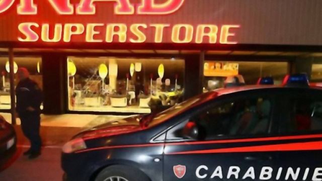 Sono intervenuti i Carabinieri al "Superstore Conad" di Quartu.