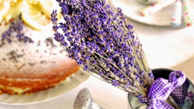 Torta alla lavanda, perfetta per un compleanno speciale!