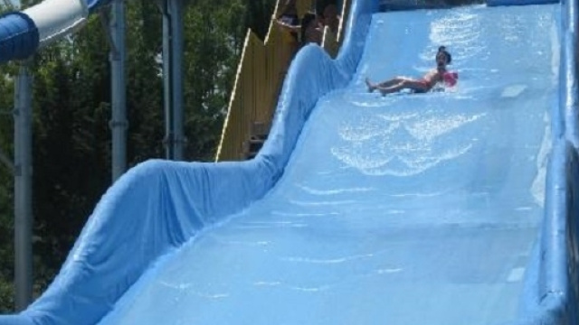 Ultime notizie cronaca Lecce, domenica 7 agosto 2016: guardone all'acquapark, arrestato