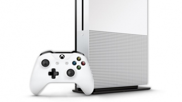 Xbox One S, una nuova console, pi&ugrave; piccola e in 4K | TV Sorrisi ... - sorrisi.com