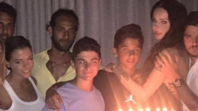 Nina Moric e Fabrizio Corona insieme per il compleanno del figlio