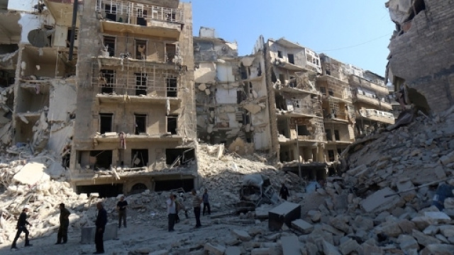 Siria, un'immagine delle macerie di Aleppo