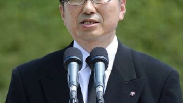 Tomihisa Taue, Sindaco di Nagasaki, richiede l'abolizione del nucleare