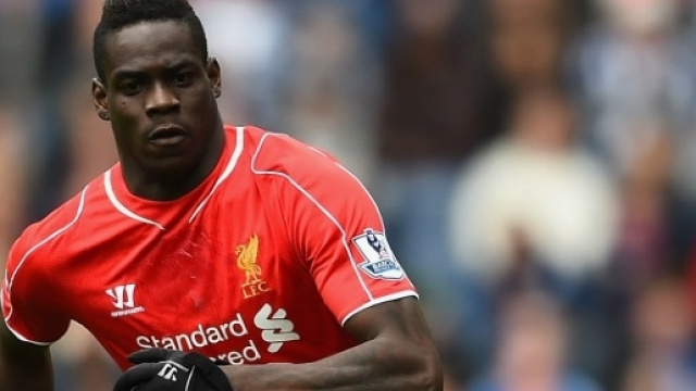 Mario Balotelli si presenta al Nizza
