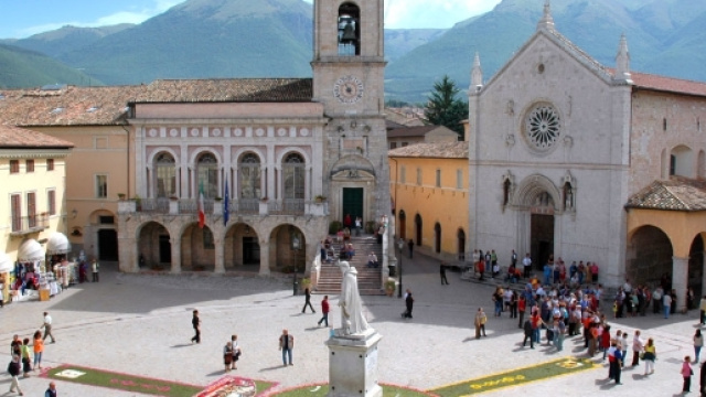 Norcia e il terrore del sisma che non lascia le terre del Centro Italia.