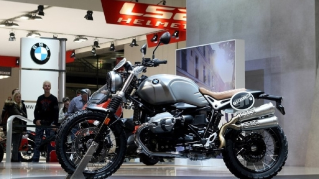 EICMA 2015: BMW R nineT Scrambler - News - Moto.it - moto.it