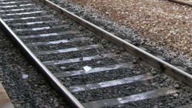 Maltempo Foggia, disagi sui binari: linee interrotte e treni bloccati - foggiatoday.it