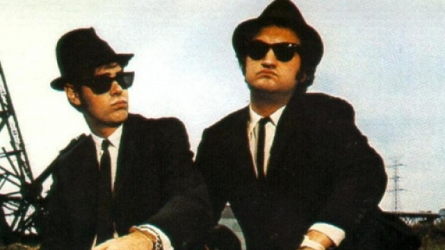 Valentino Rossi e i Blues Brothers sul casco
