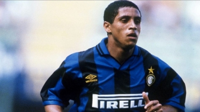 Inter, vicino il nuovo Roberto Carlos