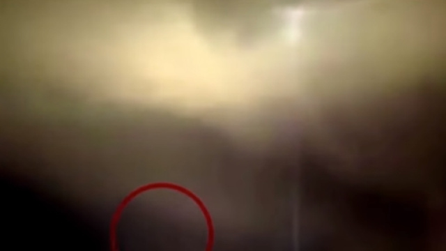 Ufo nel mezzo di un tornato il video diffuso su Facebook