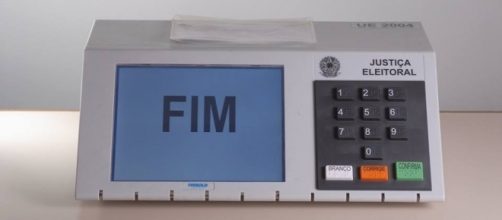 Quadrilha garante que consegue fraudar as urnas eletr&ocirc;nicas
