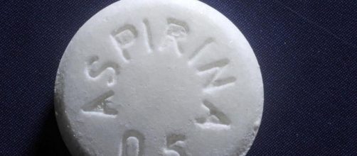 Uma aspirina, muitas utilidades.