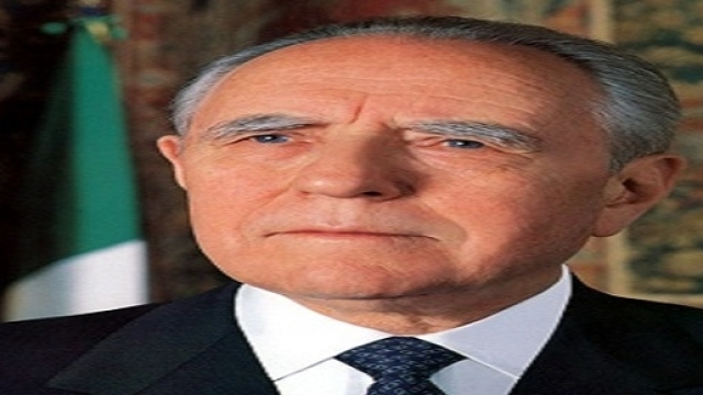 E' morto Carlo Azeglio Ciampi, lutto nel mondo della politica italiana